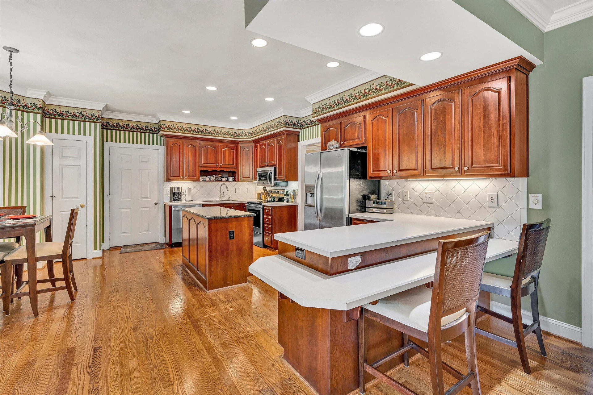 8216 Strathmore LN - Photo 12