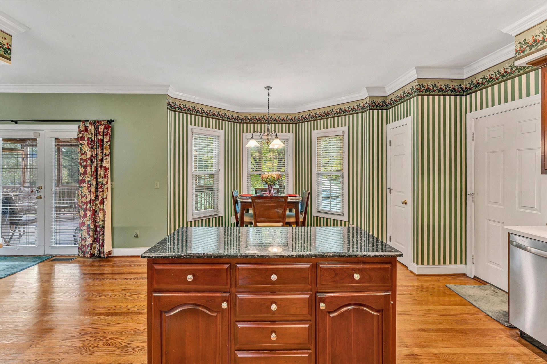 8216 Strathmore LN - Photo 13