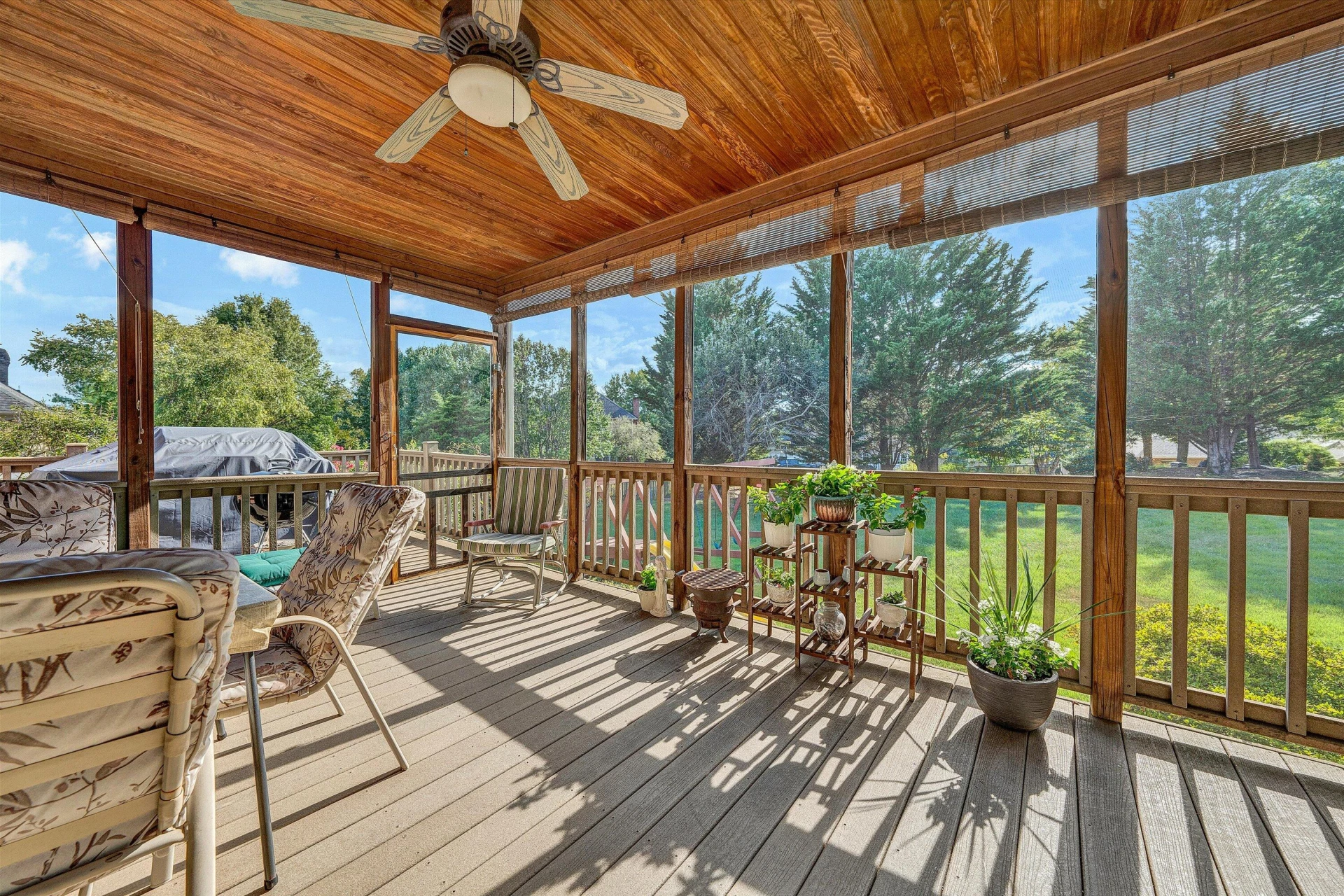8216 Strathmore LN - Photo 20