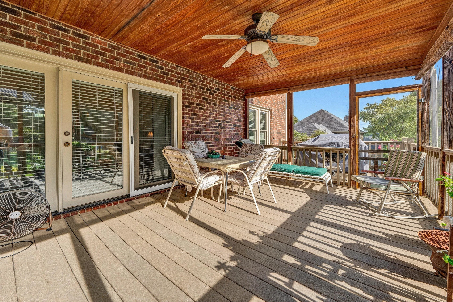 8216 Strathmore LN - Photo 22