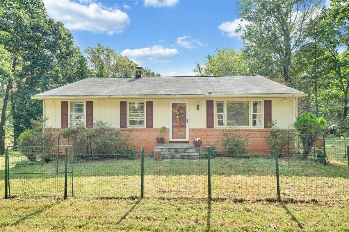 125 Shady Grove DR