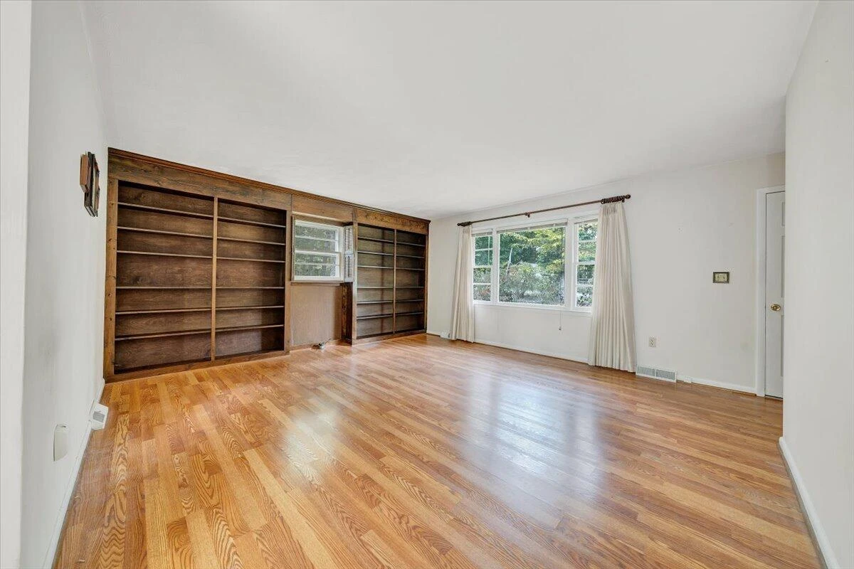 125 Shady Grove DR - Photo 5