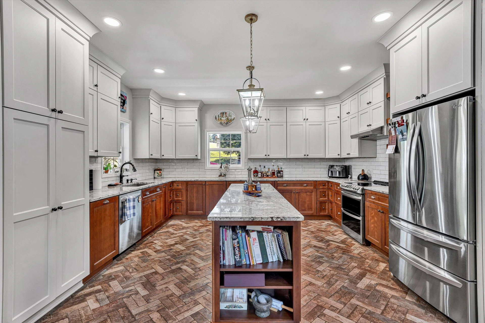 1330 Riverbend DR - Photo 19