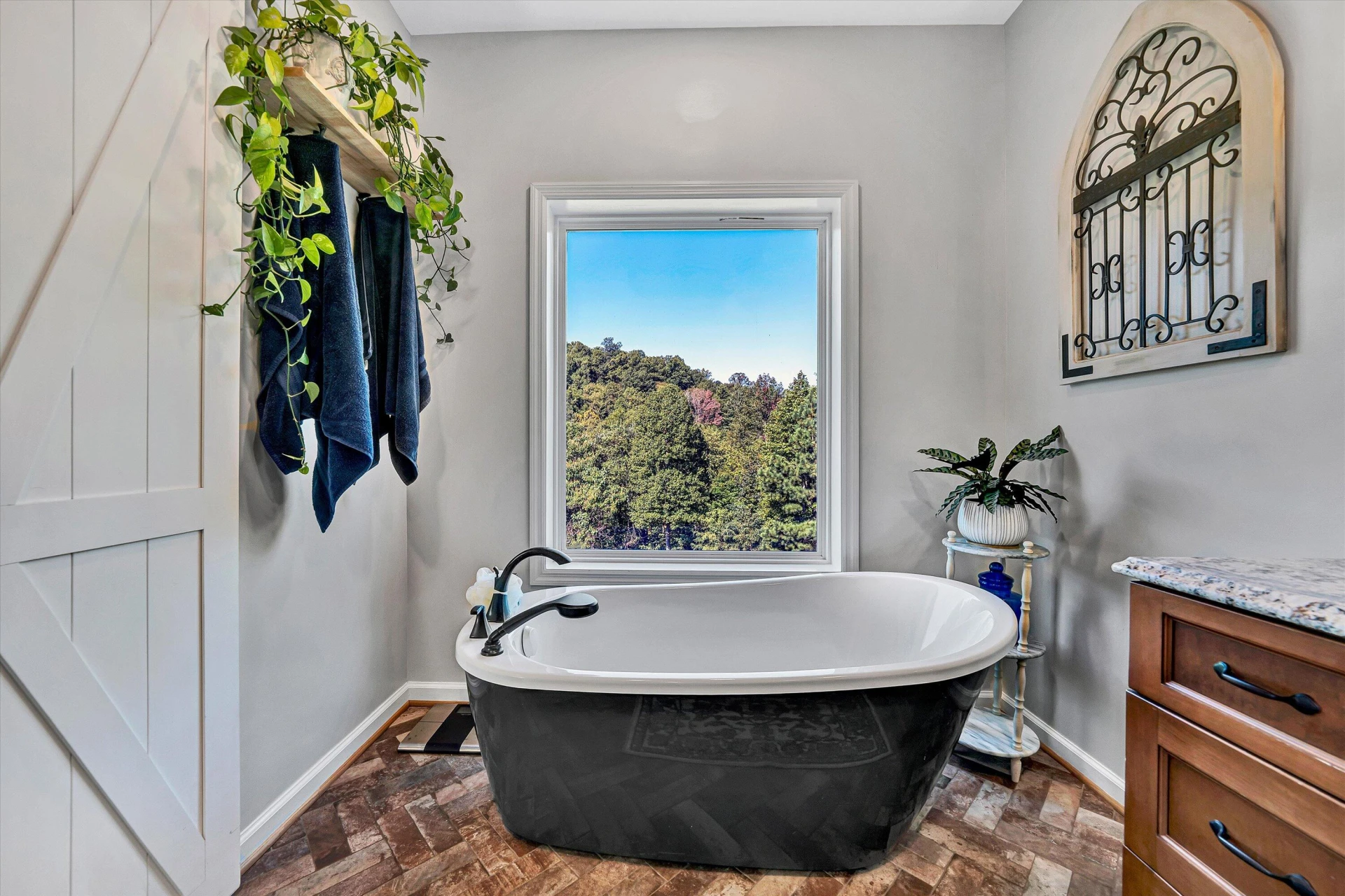 1330 Riverbend DR - Photo 27