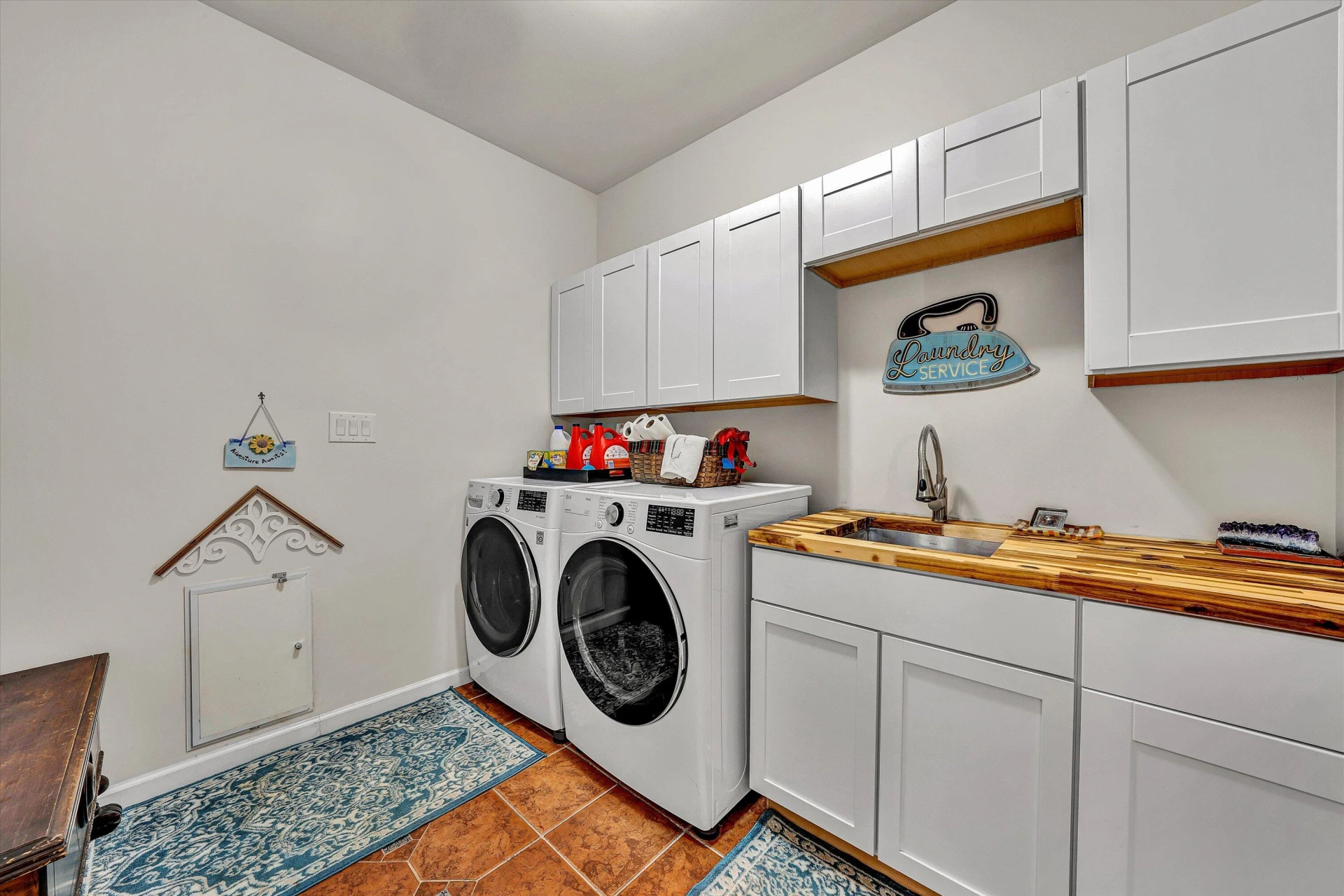 1330 Riverbend DR - Photo 11