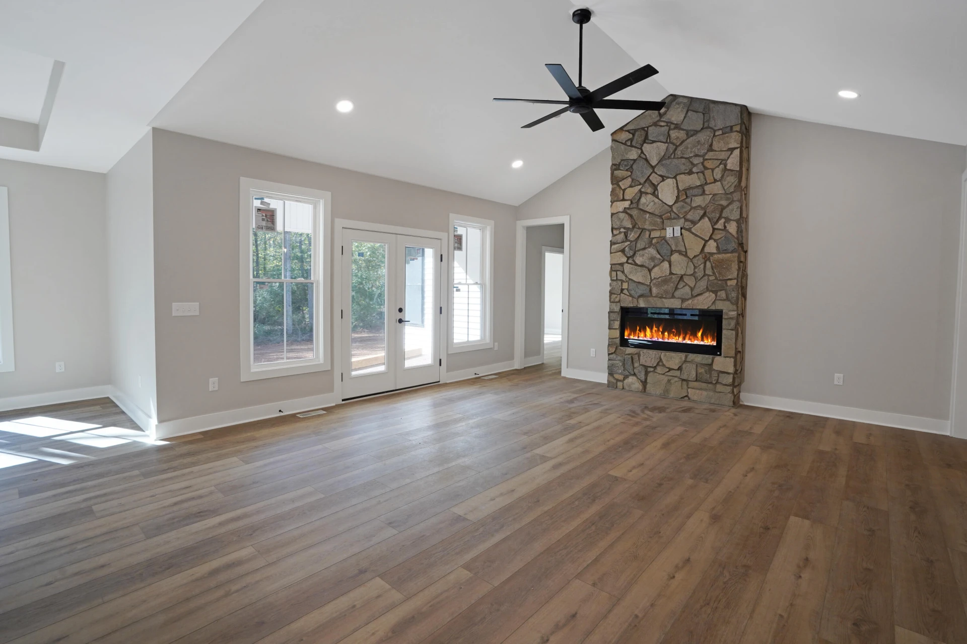 320 Periwinkle RD - Photo 5