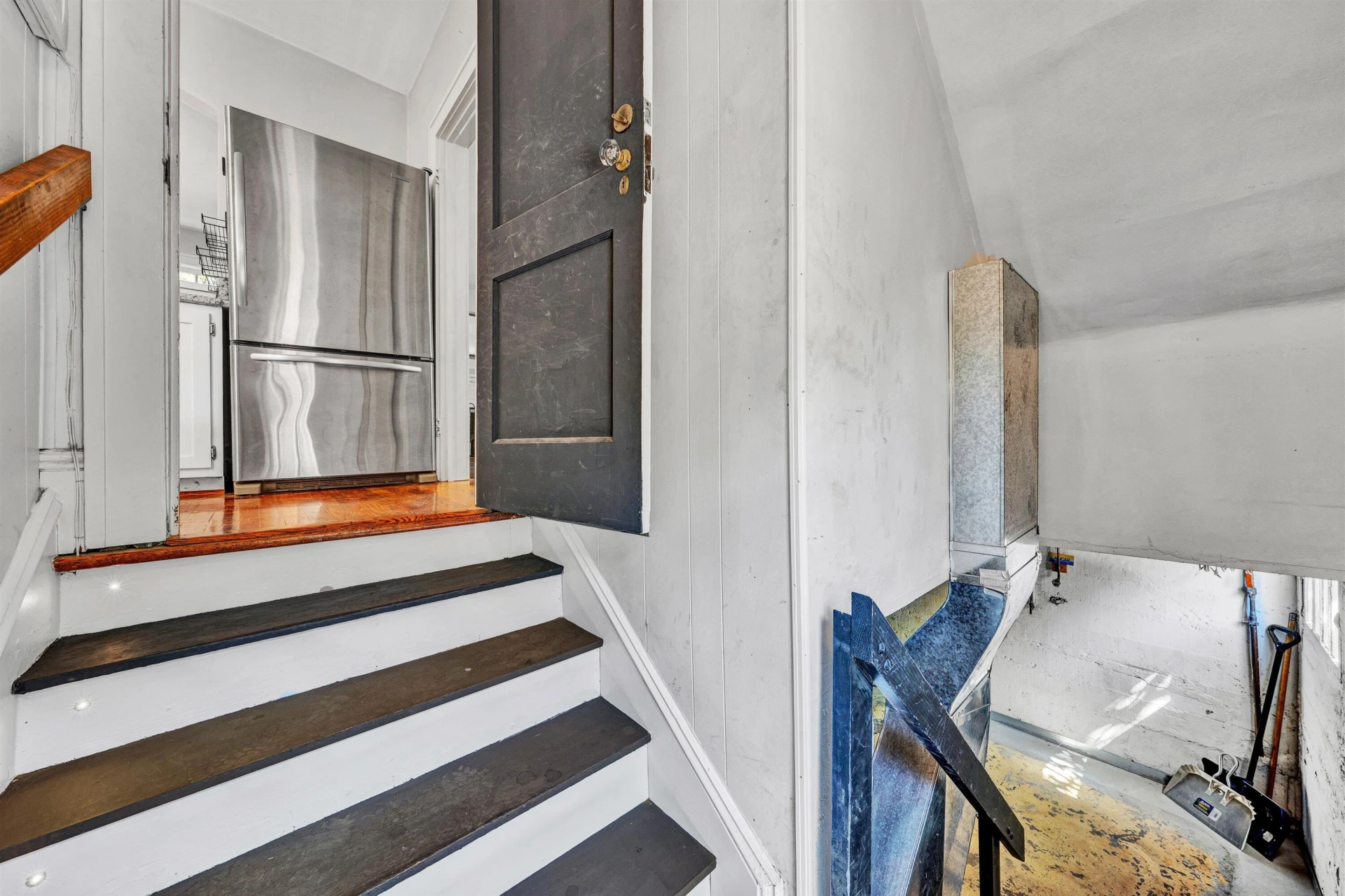 1810 Windsor AVE SW - Photo 29