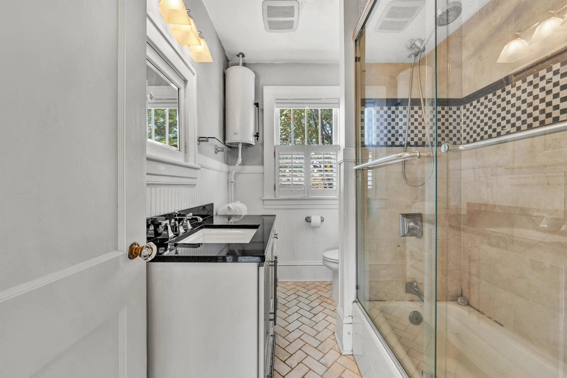1810 Windsor AVE SW - Photo 40