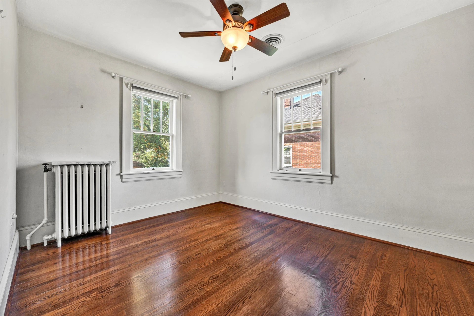 1810 Windsor AVE SW - Photo 44