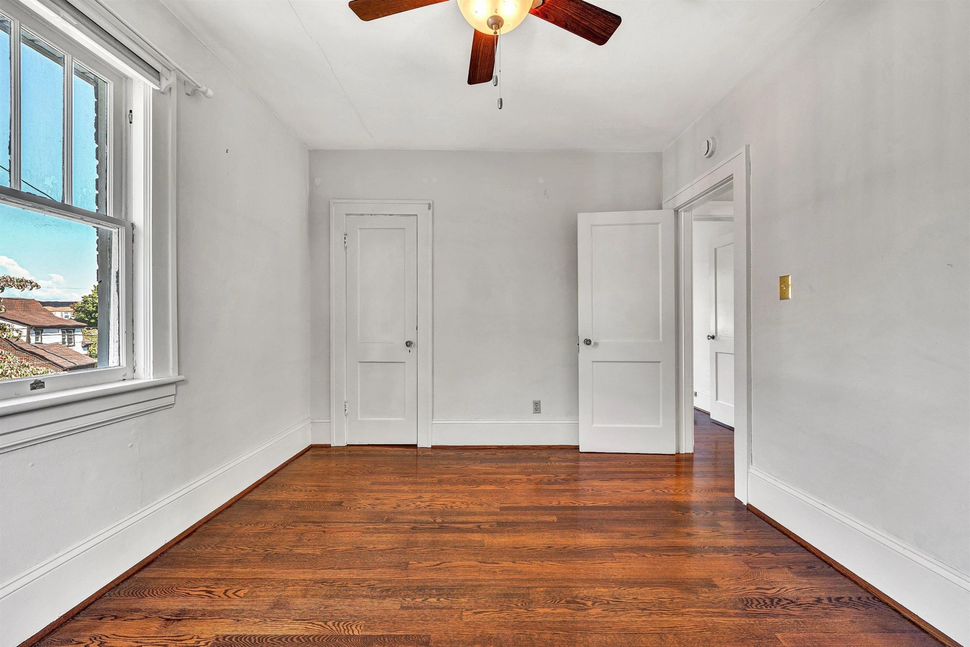 1810 Windsor AVE SW - Photo 45