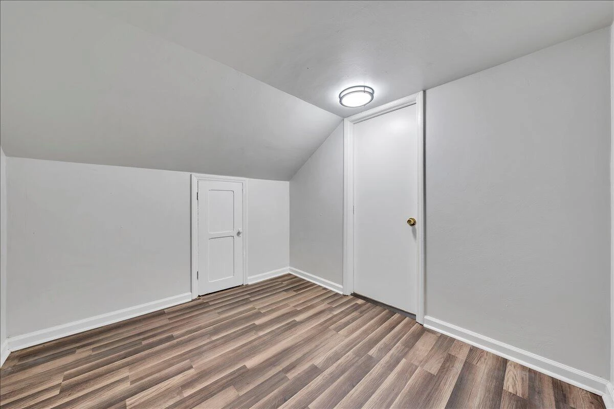 2608 Dorchester DR NW - Photo 21