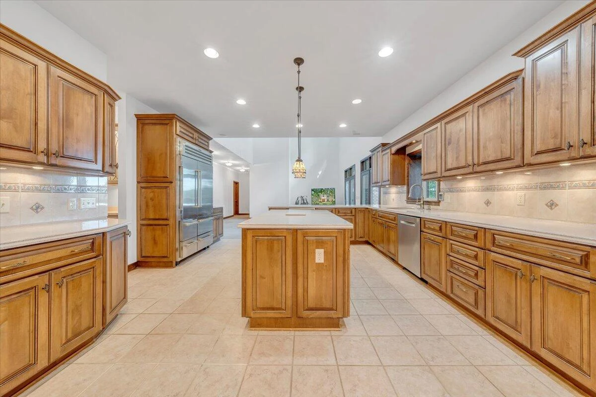 723 Fox Chase RD - Photo 17