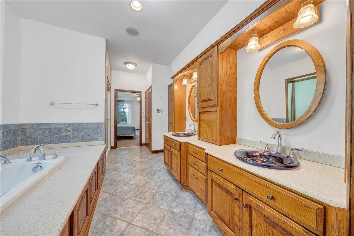 723 Fox Chase RD - Photo 37