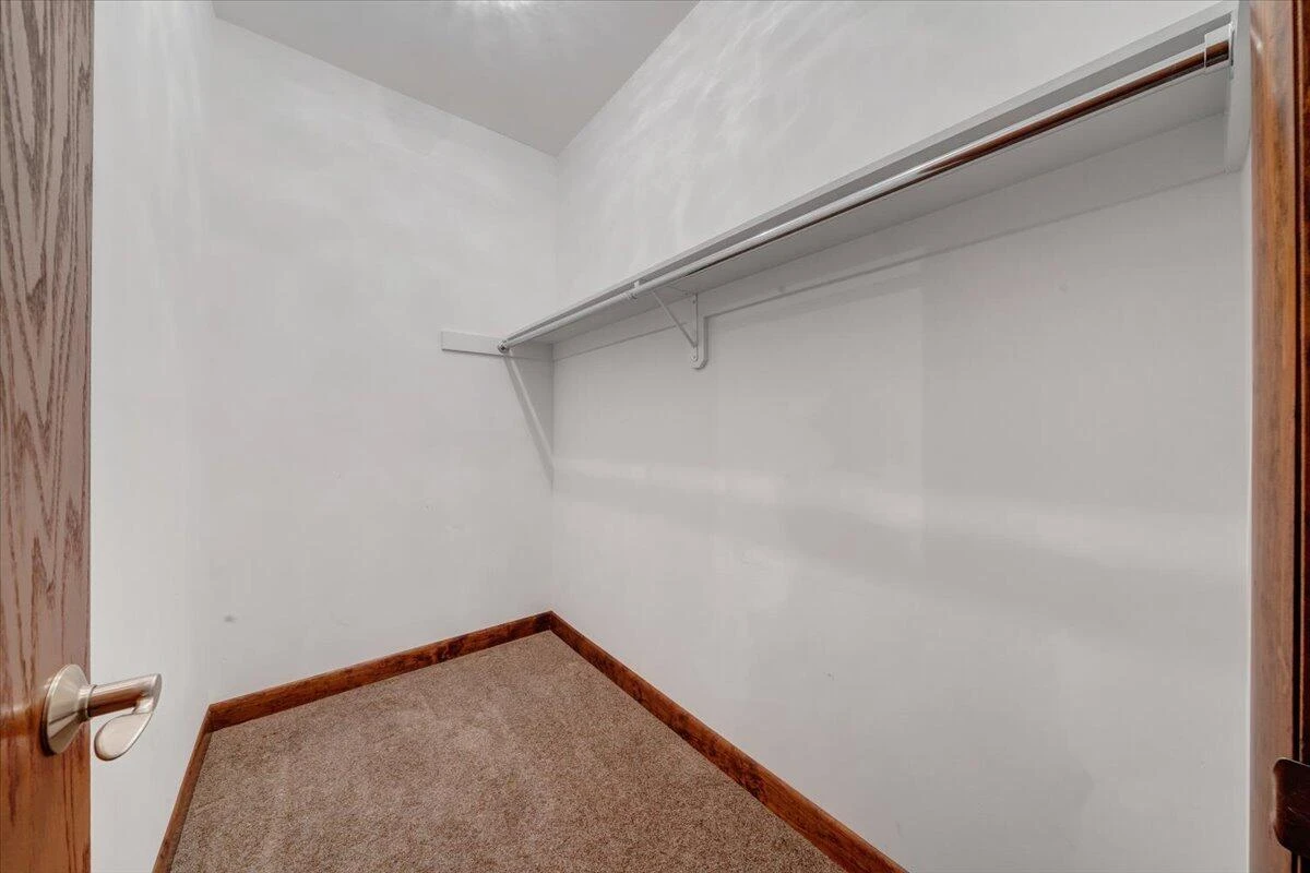 723 Fox Chase RD - Photo 45