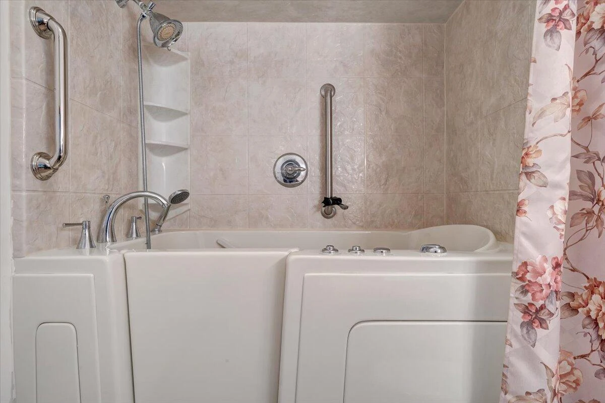 723 Fox Chase RD - Photo 47