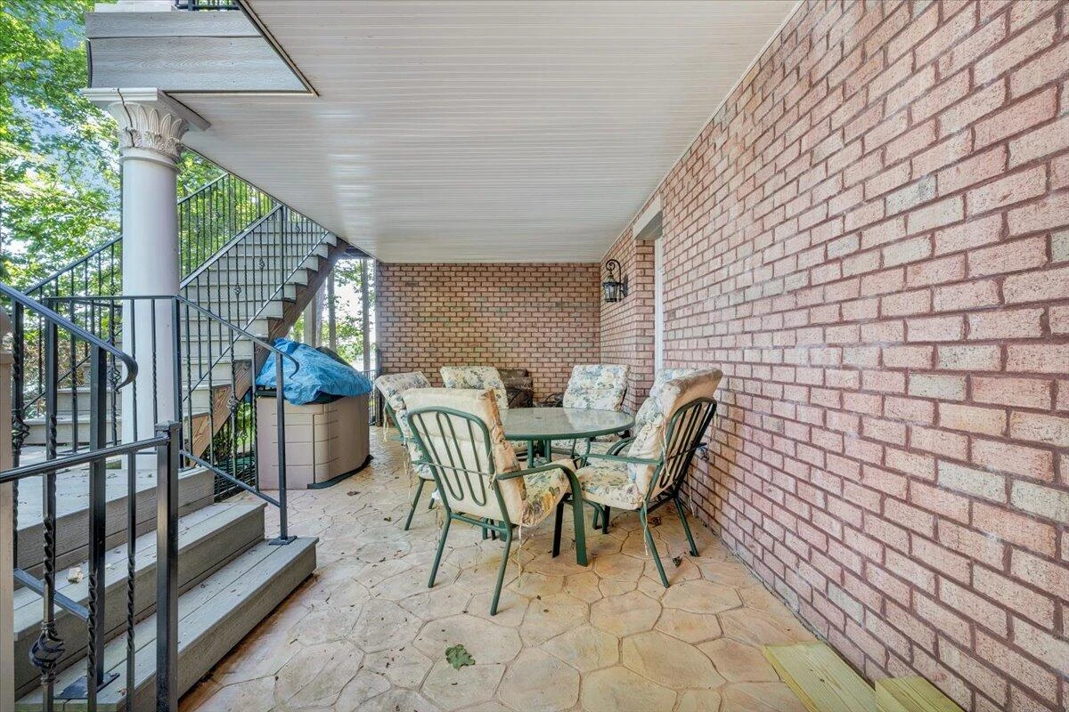 723 Fox Chase RD - Photo 58