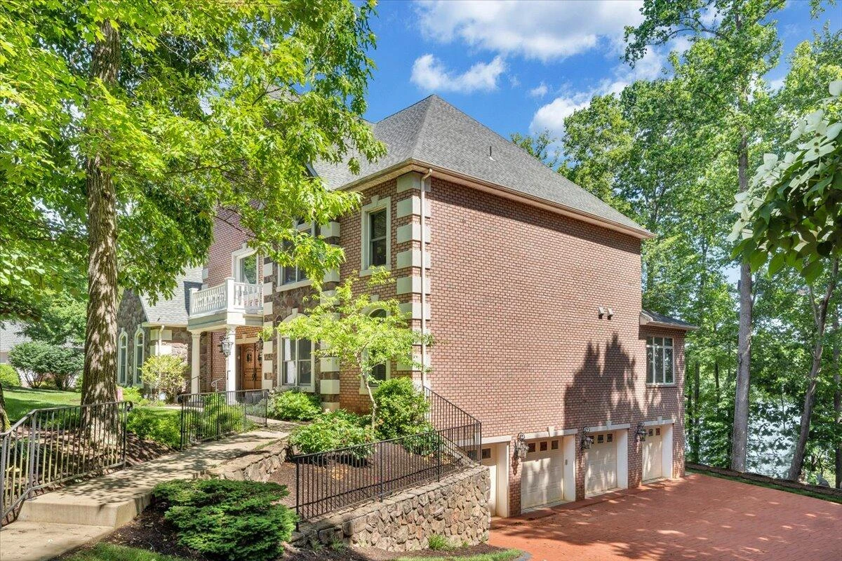 723 Fox Chase RD - Photo 84