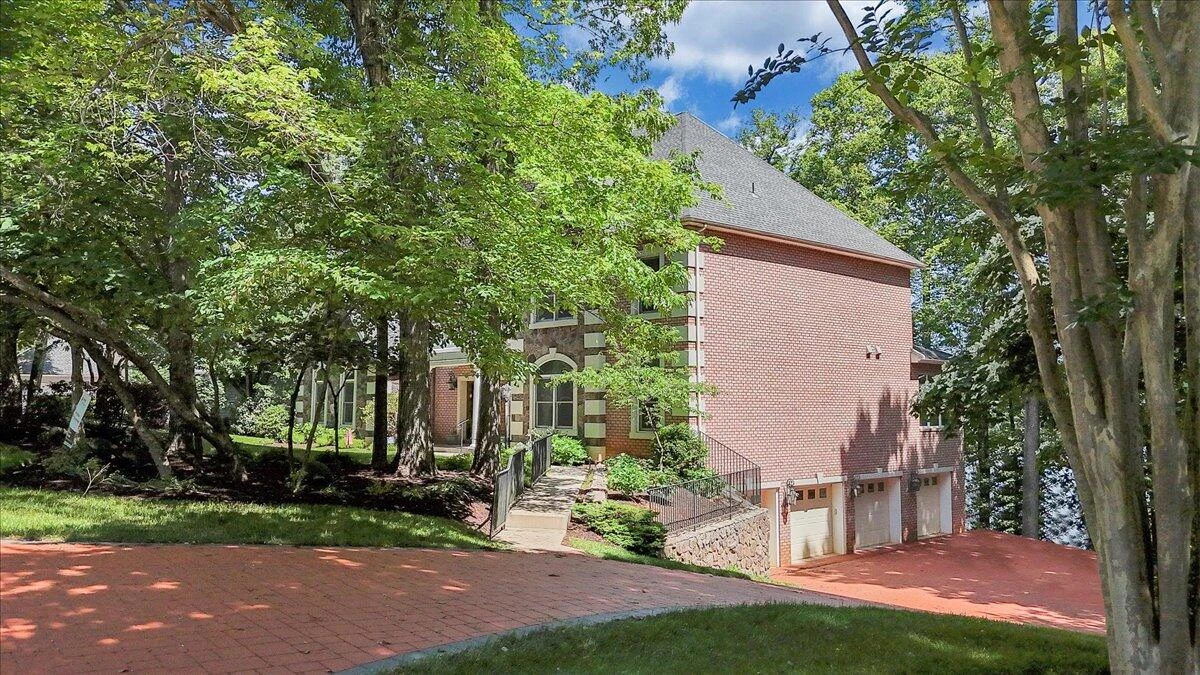 723 Fox Chase RD - Photo 87