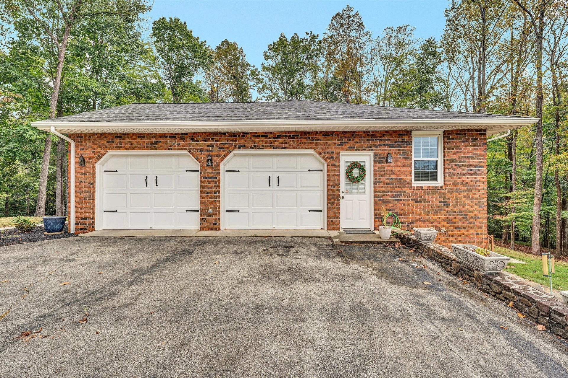 407 Brookledge DR - Photo 6