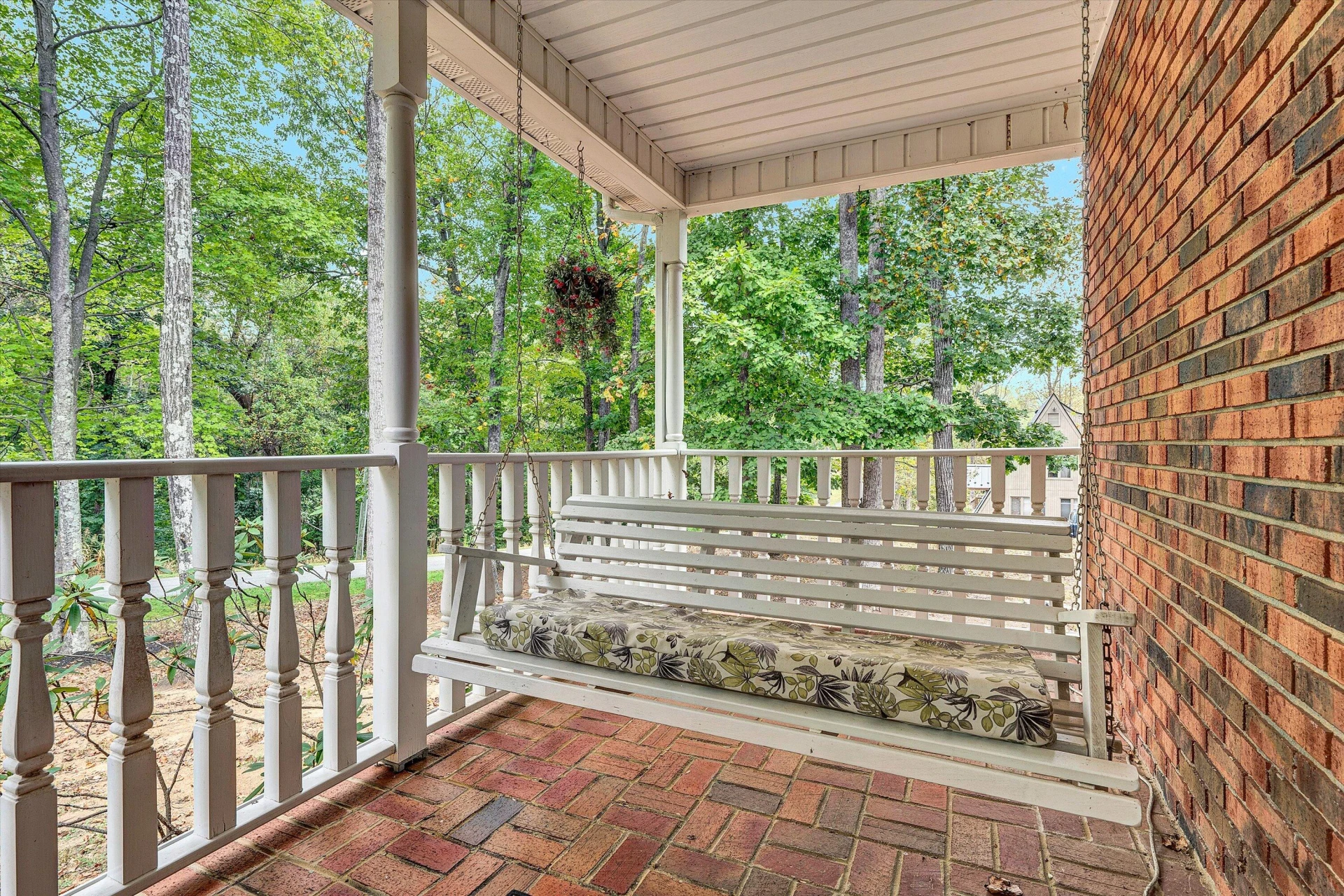 407 Brookledge DR - Photo 10