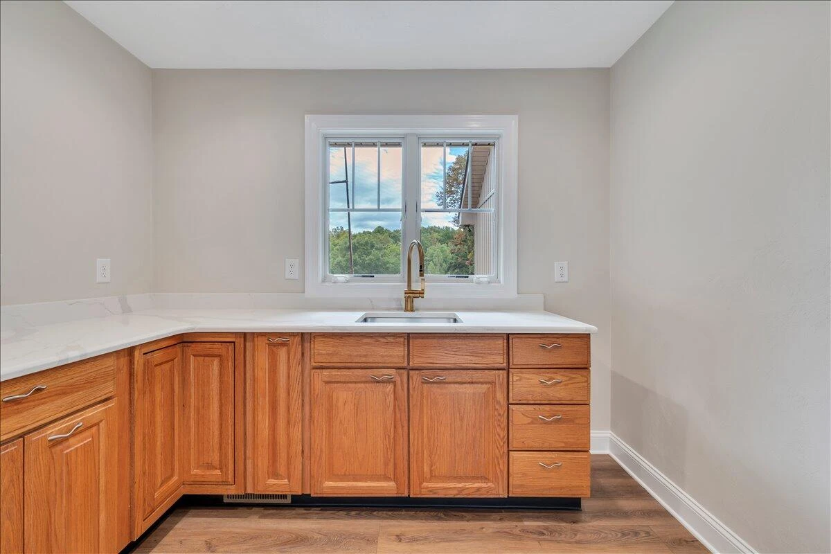 2981 Rocky Ford RD - Photo 16