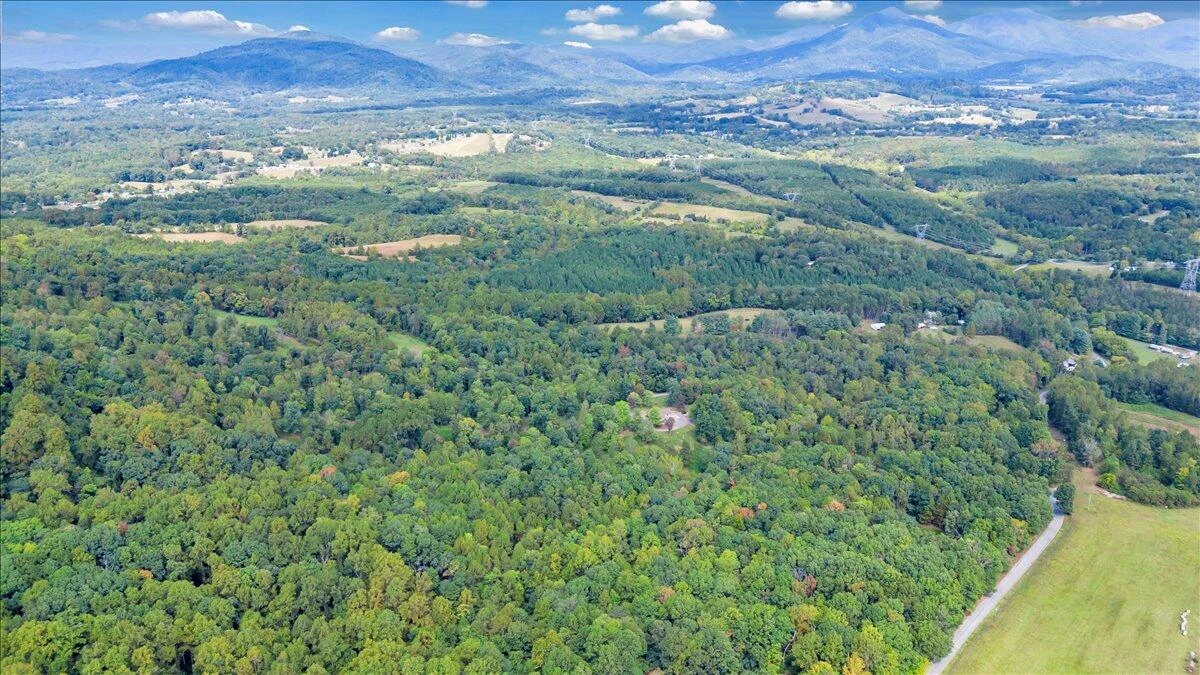 2981 Rocky Ford RD - Photo 77