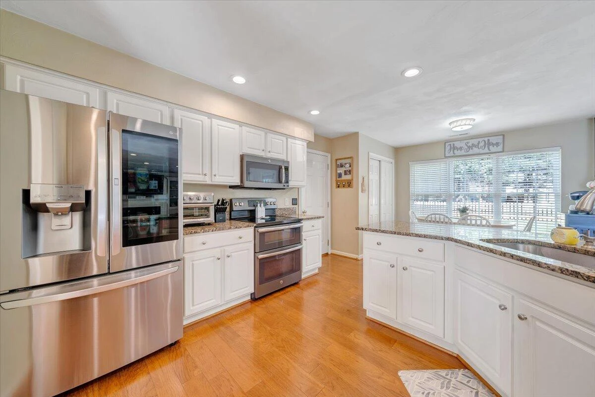 6111 Sedgewick DR - Photo 21