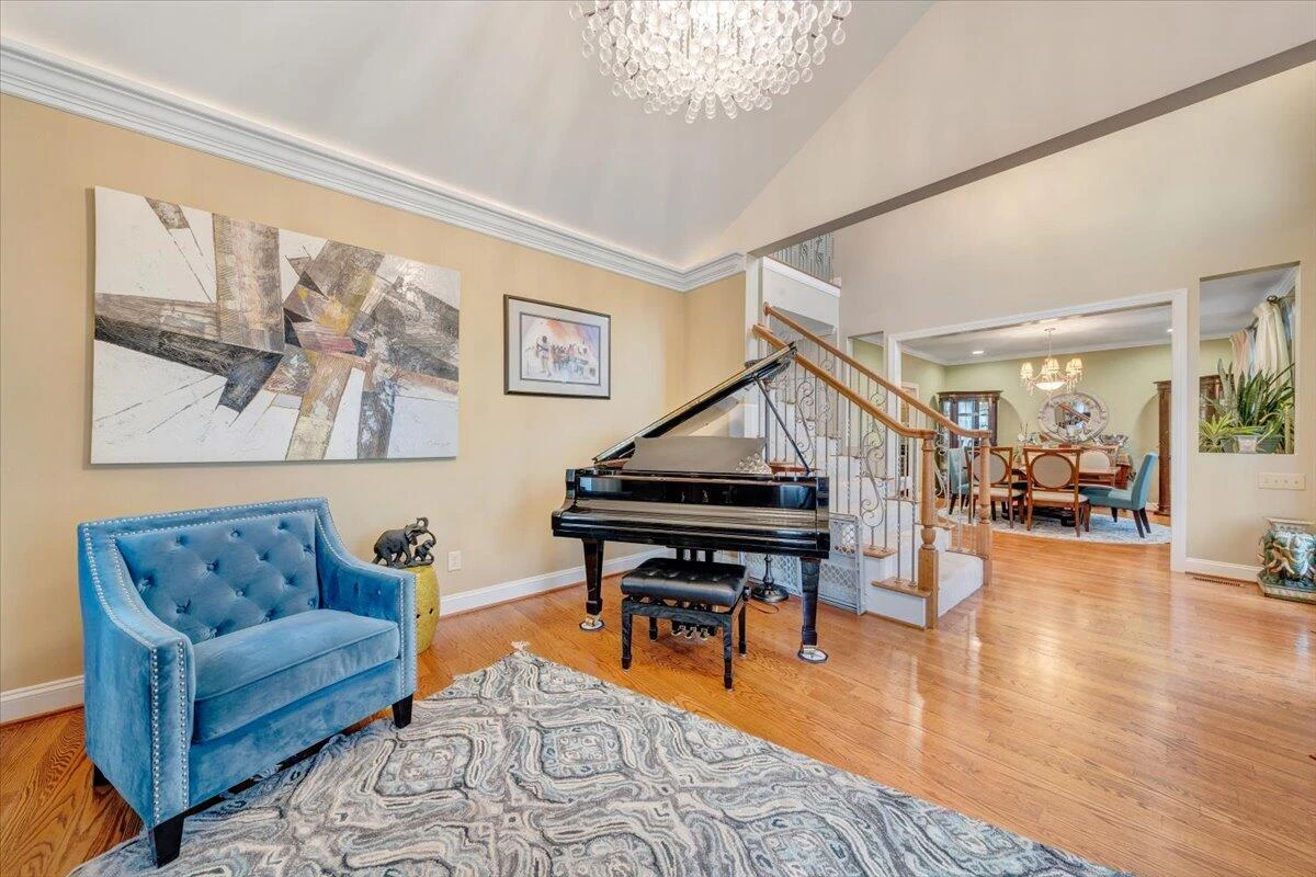 415 Stoneledge DR - Photo 14