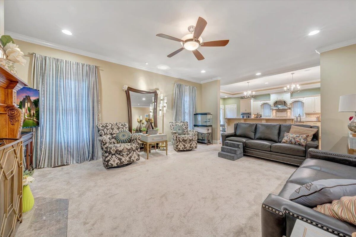 415 Stoneledge DR - Photo 20