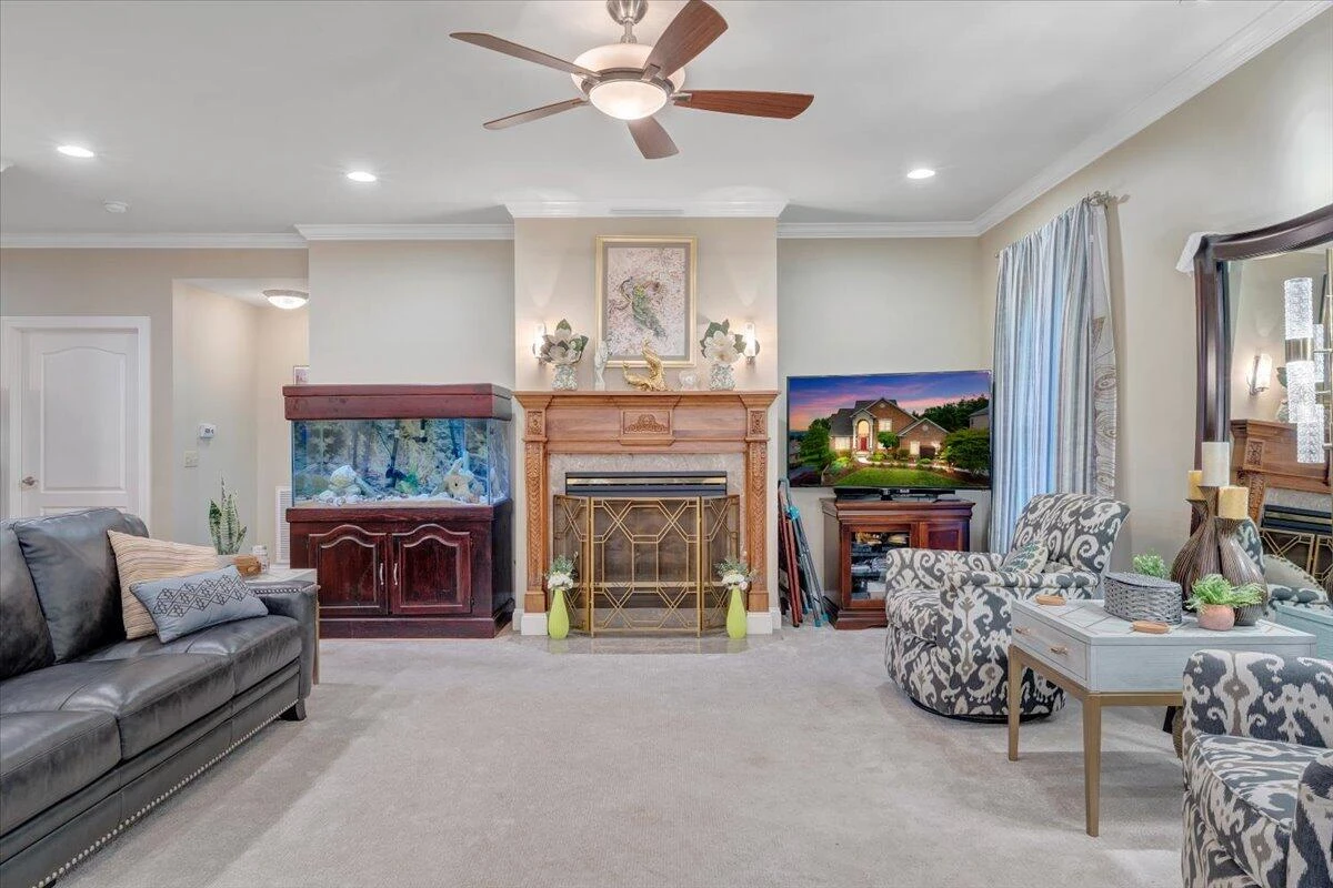 415 Stoneledge DR - Photo 21