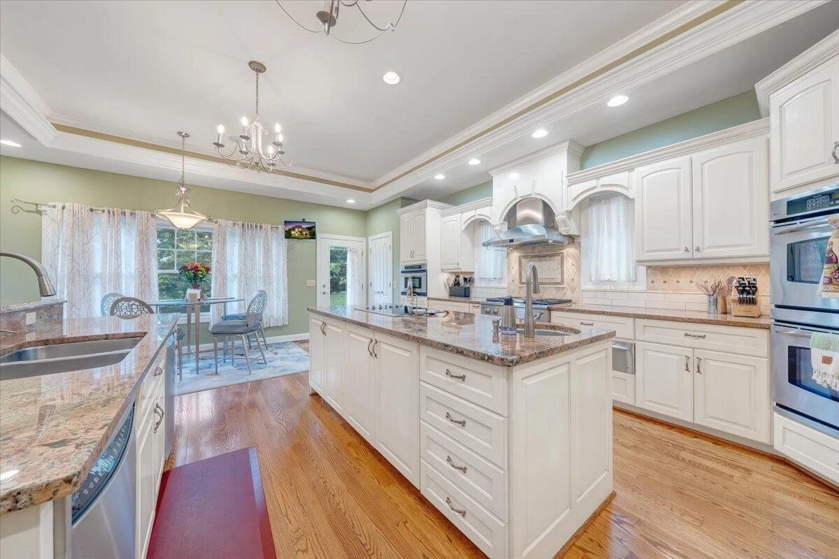 415 Stoneledge DR - Photo 24