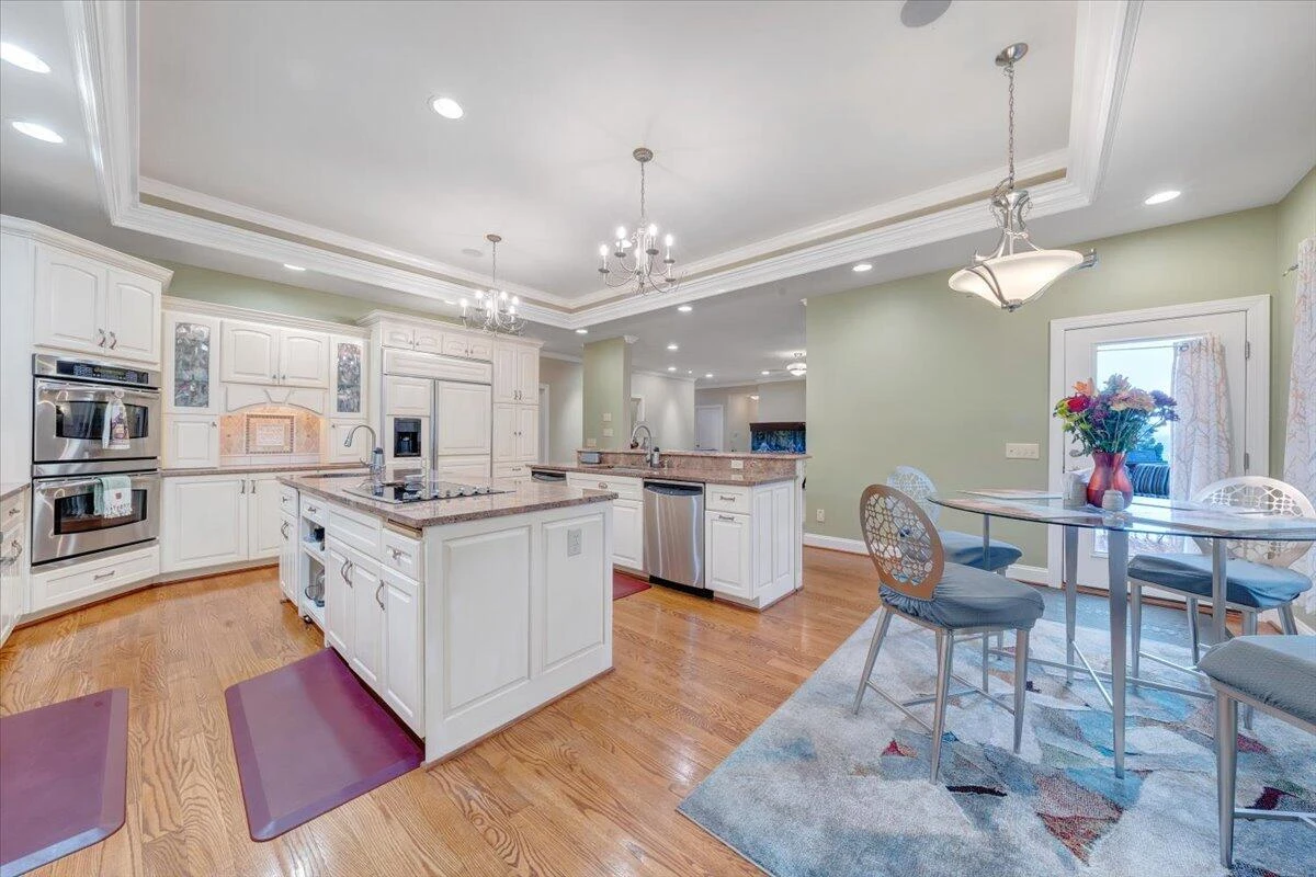 415 Stoneledge DR - Photo 28