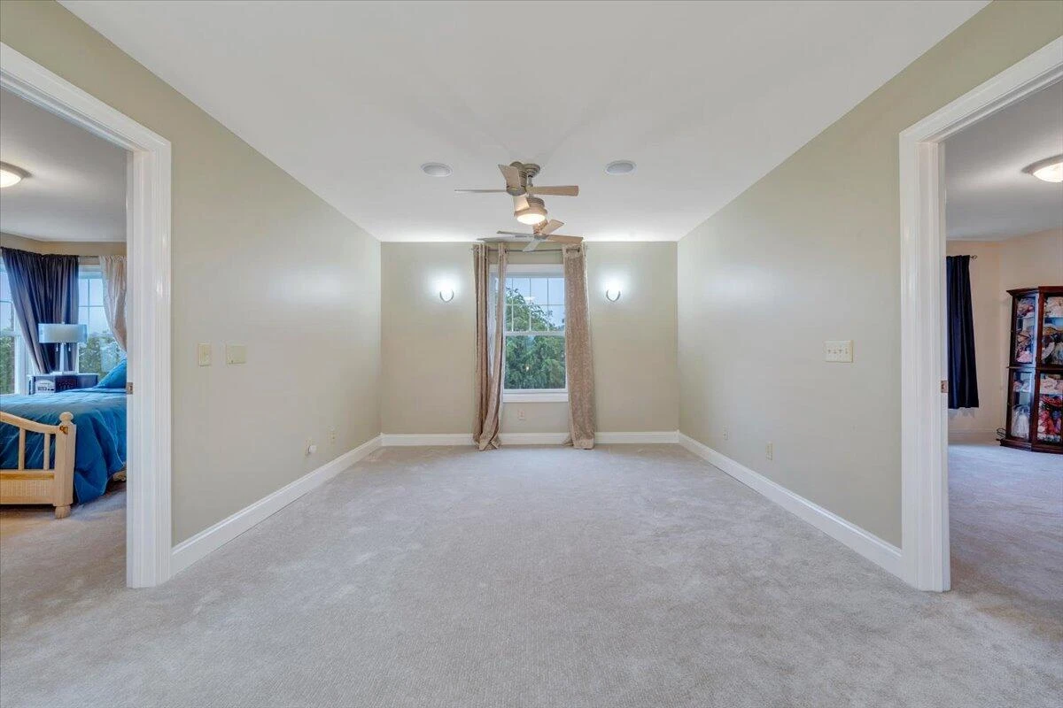 415 Stoneledge DR - Photo 40