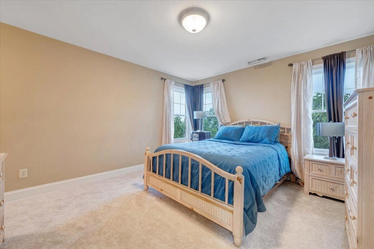 415 Stoneledge DR - Photo 42