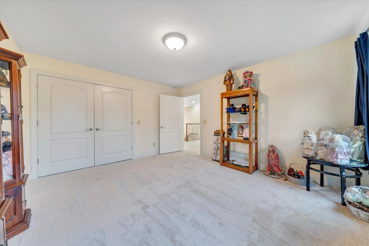 415 Stoneledge DR - Photo 47