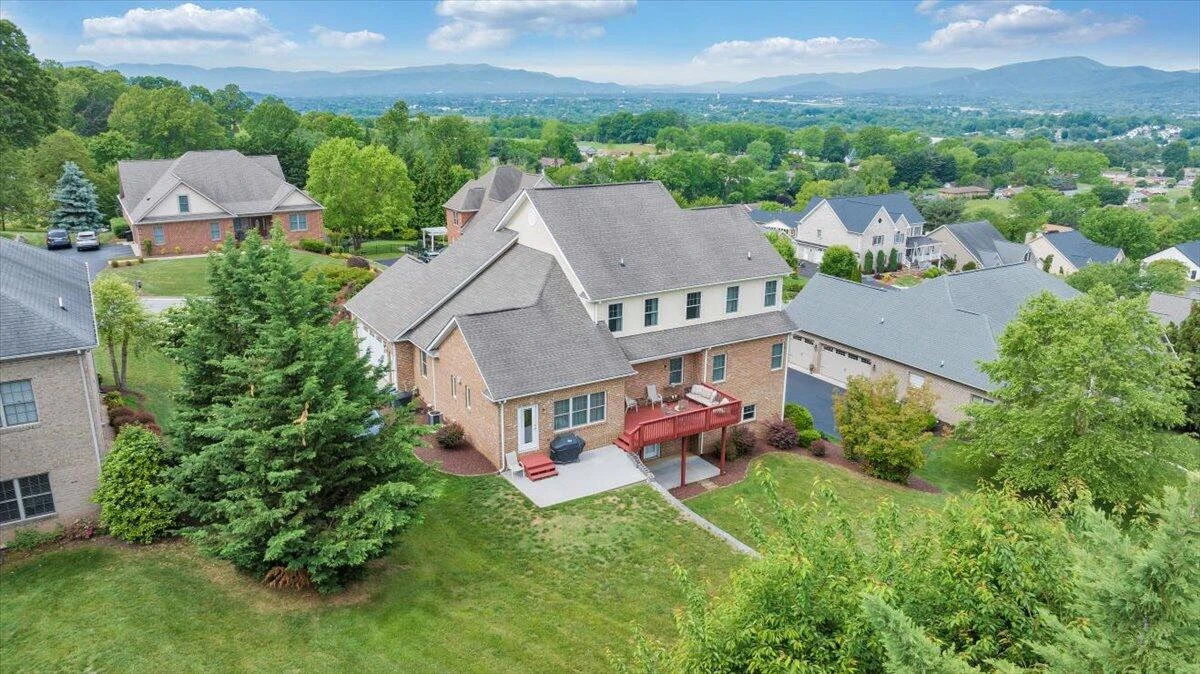 415 Stoneledge DR - Photo 62