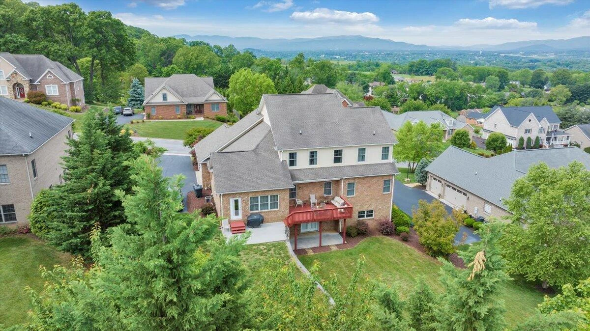 415 Stoneledge DR - Photo 63