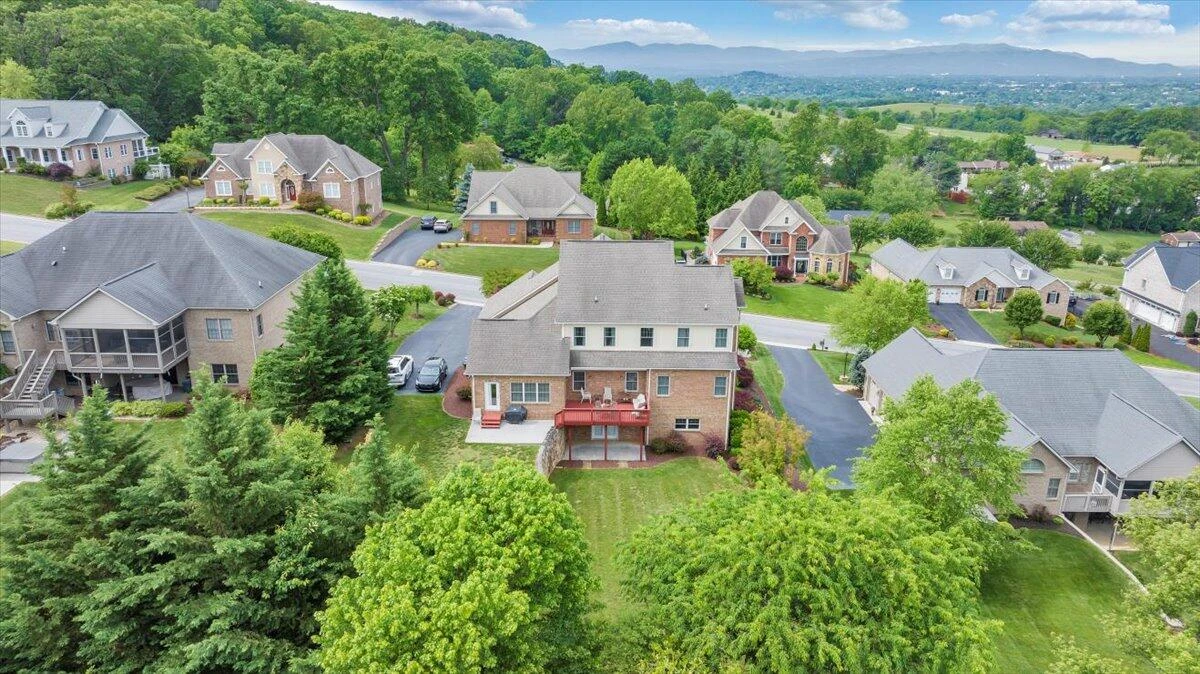415 Stoneledge DR - Photo 68