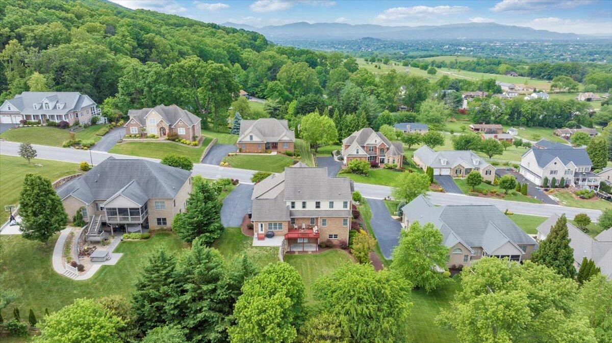 415 Stoneledge DR - Photo 69