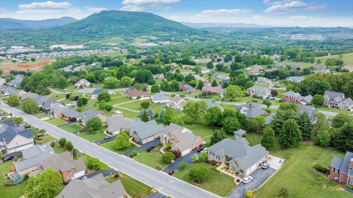 415 Stoneledge DR - Photo 84