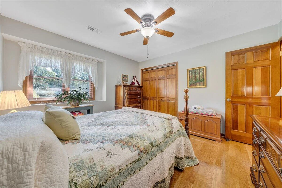 201 Willowood DR - Photo 24