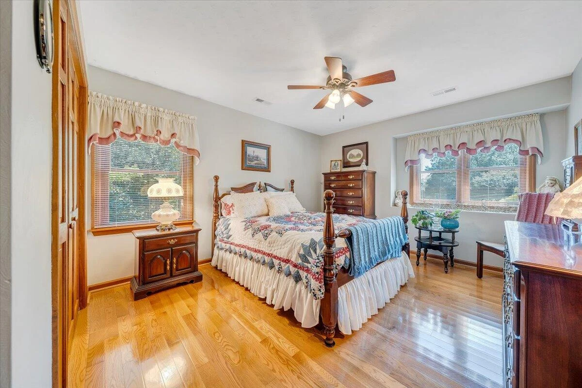 201 Willowood DR - Photo 28