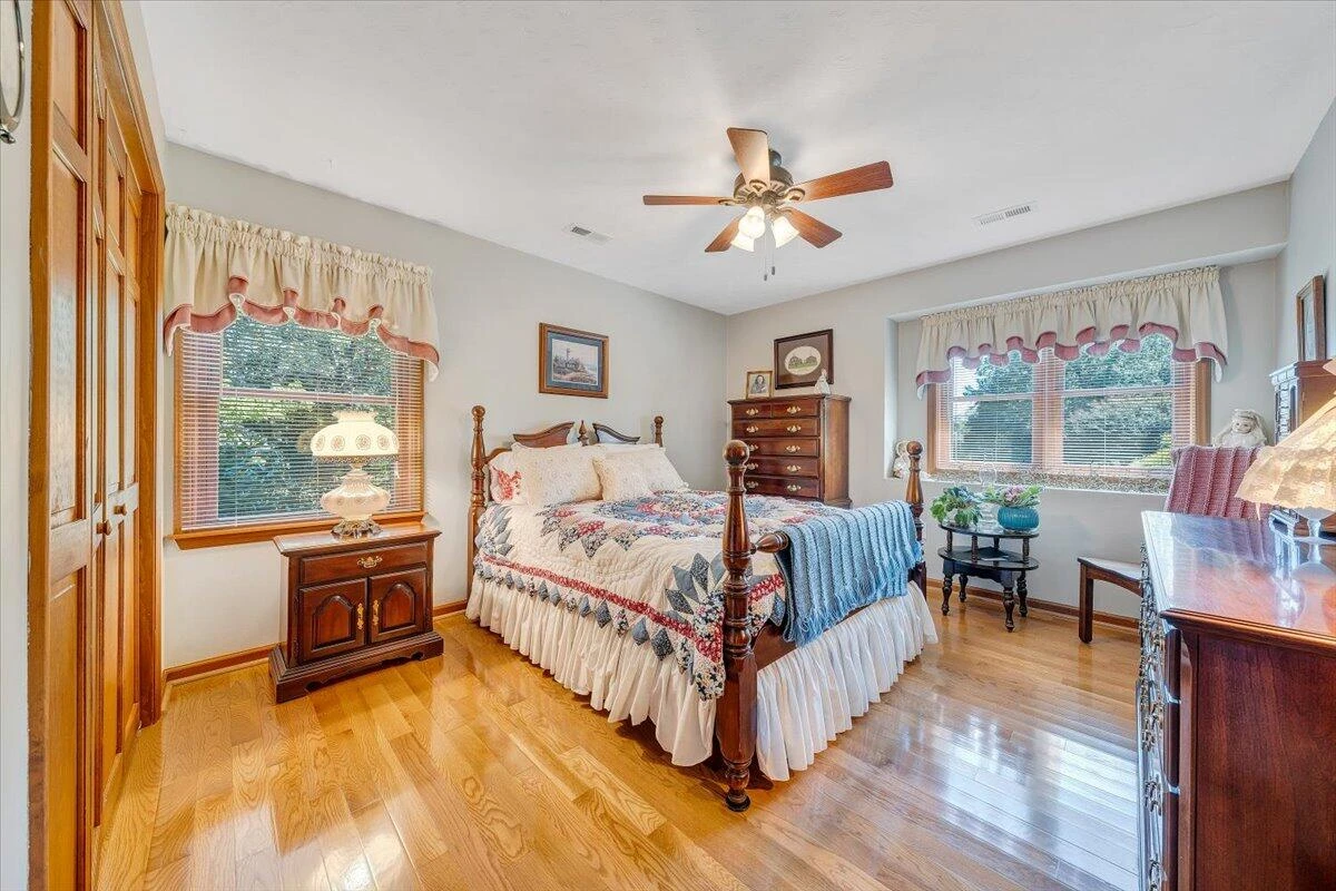 201 Willowood DR - Photo 29