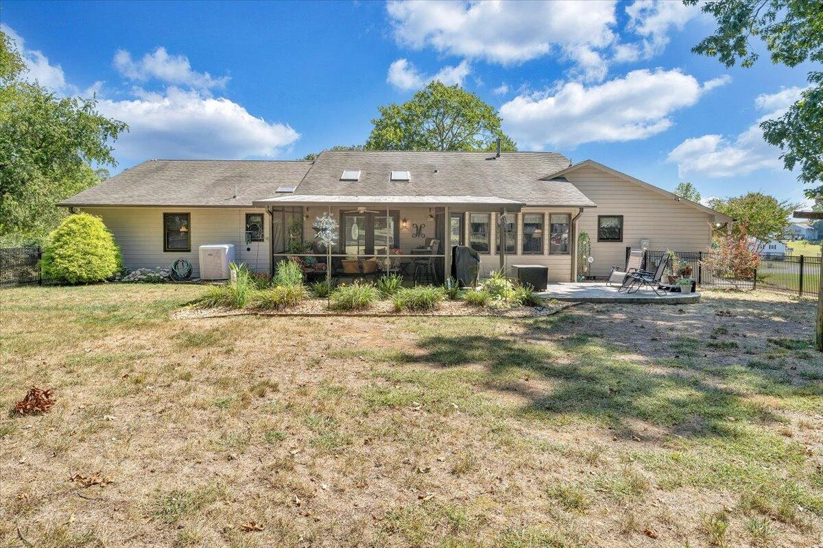 201 Willowood DR - Photo 42