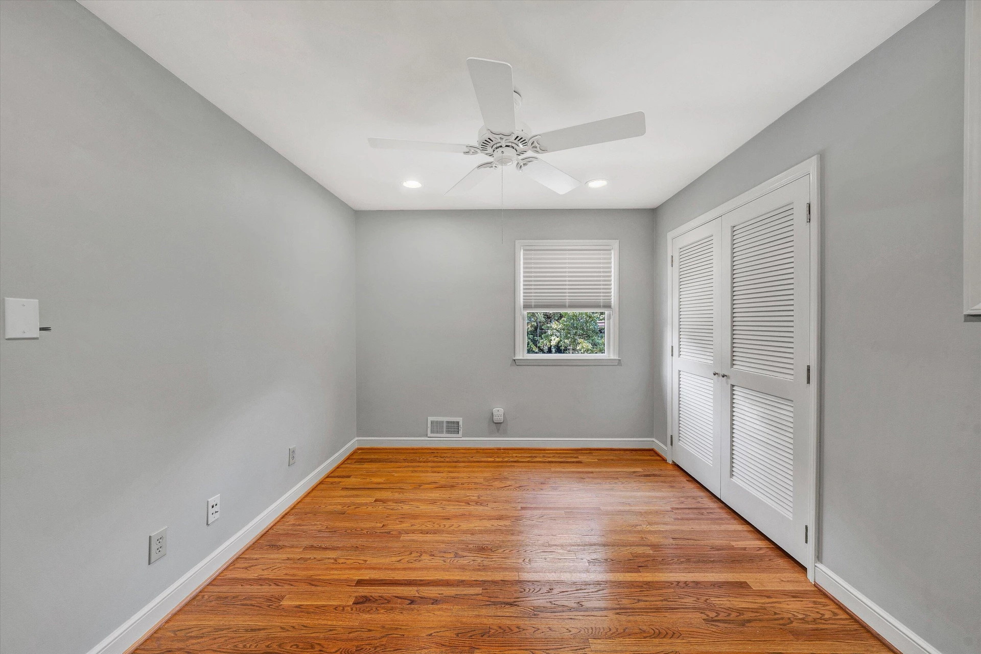 3030 Bancroft DR SW - Photo 24