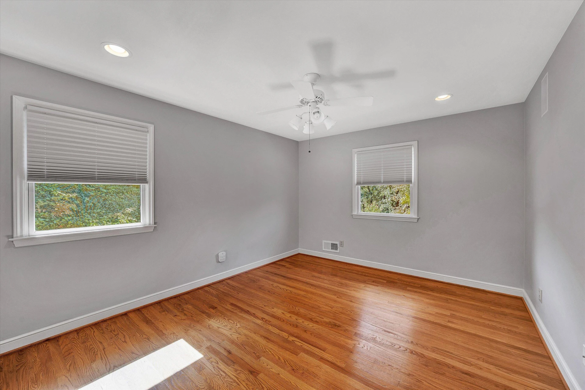 3030 Bancroft DR SW - Photo 26