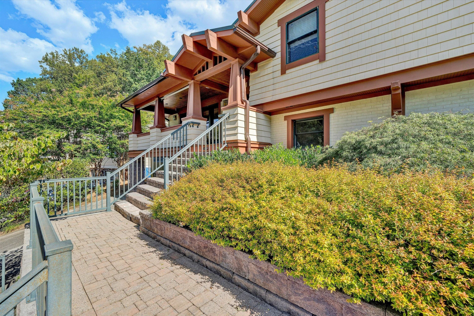 3030 Bancroft DR SW - Photo 8