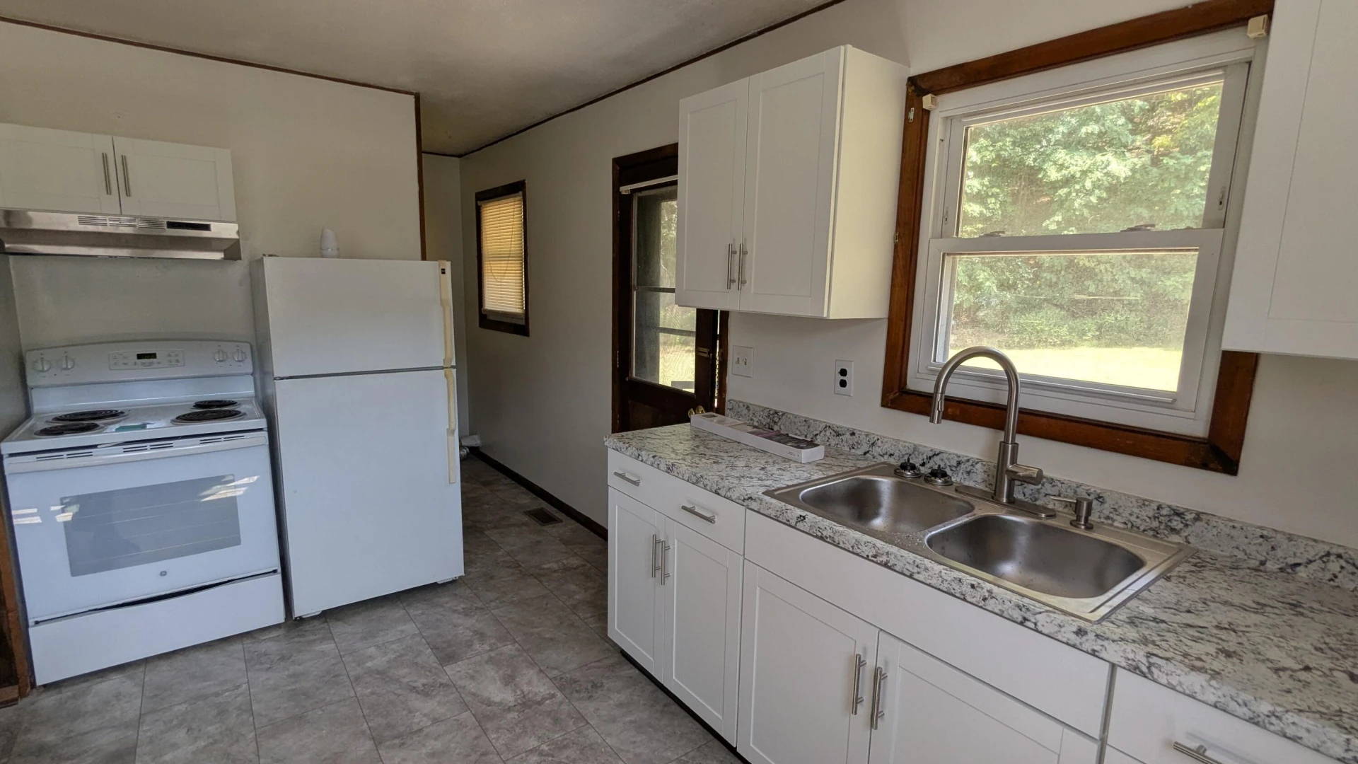 6150 Dry Hollow RD - Photo 6