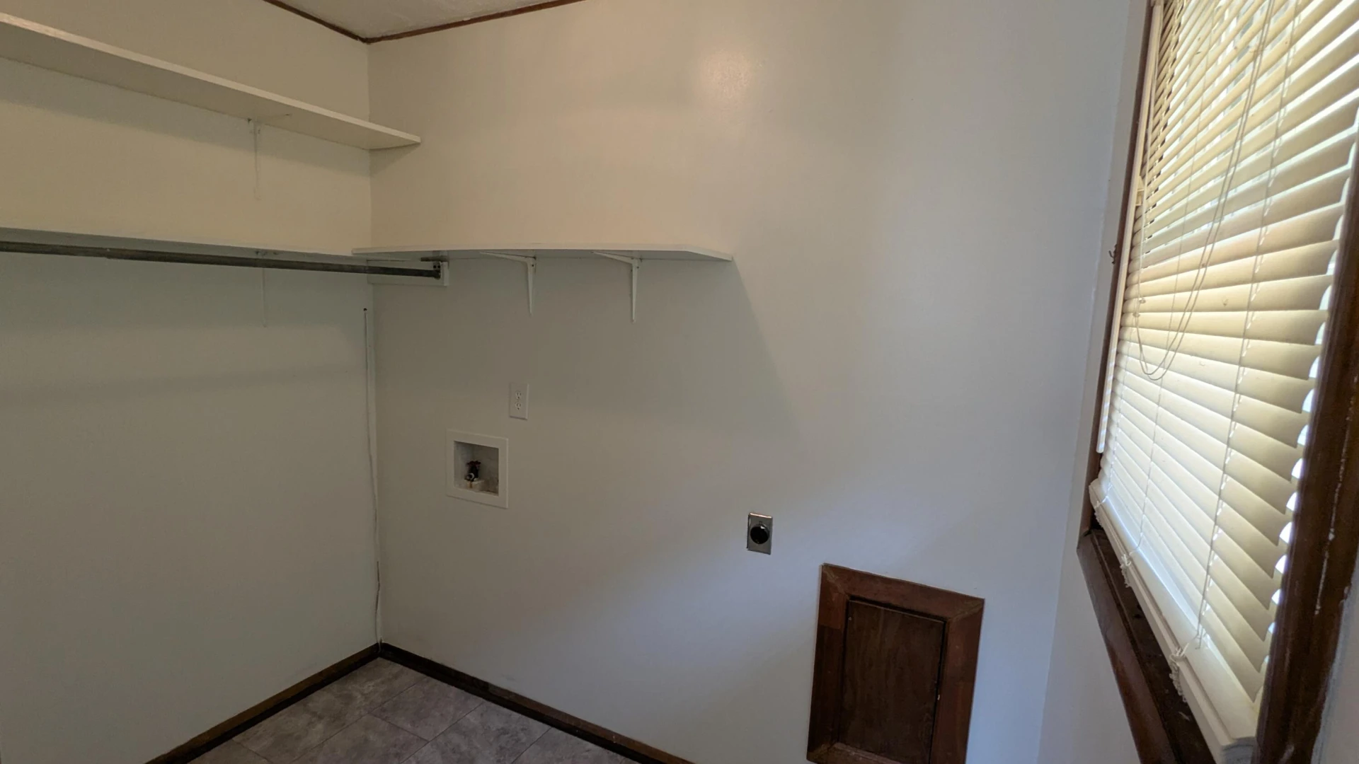 6150 Dry Hollow RD - Photo 8
