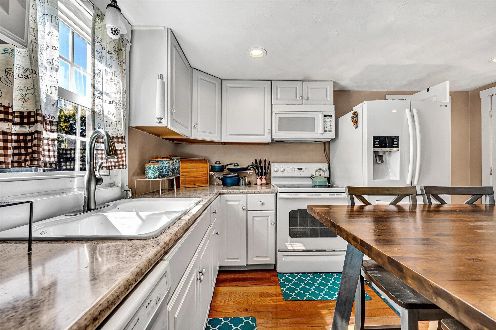 2248 Vale AVE NE - Photo 12